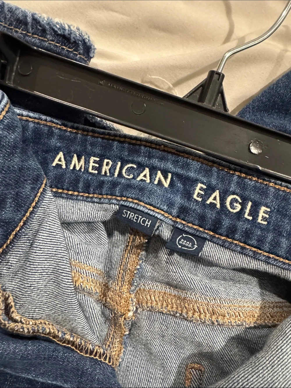 American Eagle Baggy Wide-Leg Women's Jeans in Medium Wash